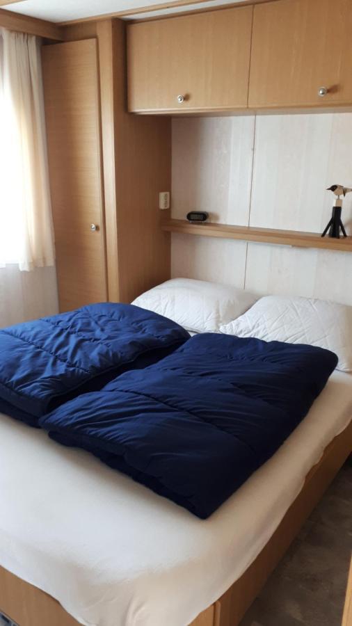 Ameland-Nes-Duinoord: Stacaravan Nes  Esterno foto